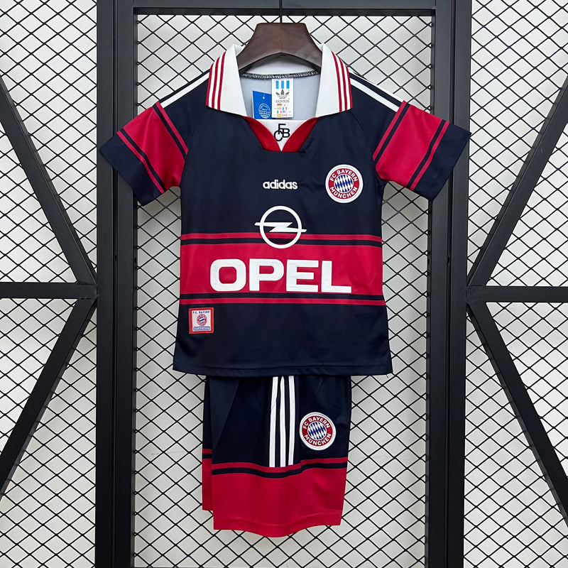 T-shirt et Short Rétro Bayern Munich Home pour Enfant 95/97
