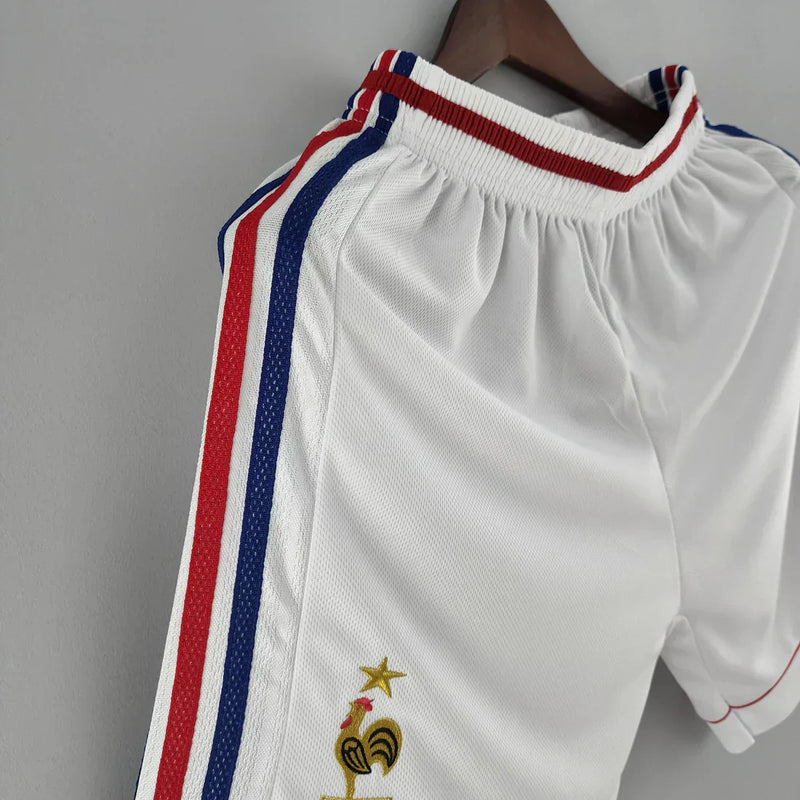 Short France 1998 Domicile