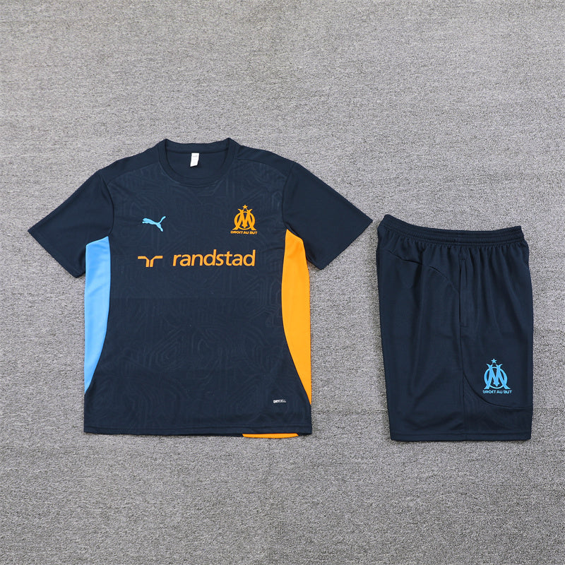 Maillot et short d'entraînement de l'Olympique de Marseille 24/25