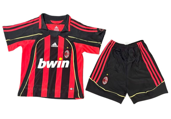 T-shirt et Short pour Enfant AC MILAN home Rétro 06/07