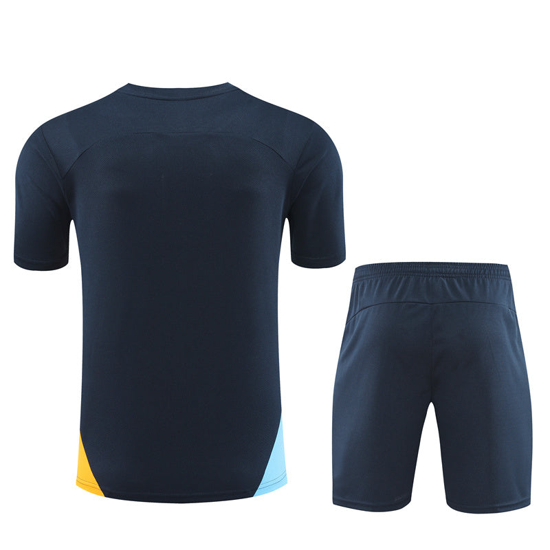 Maillot et short d'entraînement de l'Olympique de Marseille 24/25