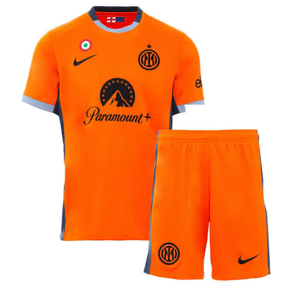 T-shirt et short Inter pour enfants Third 23/24