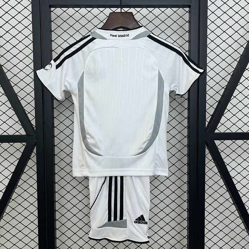 T-shirt et Short Enfant Retro Real Madrid Home 06/07