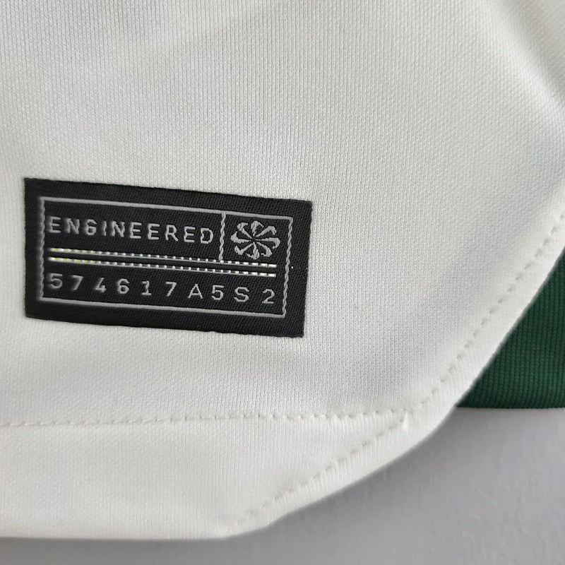 Maillot Portugal Extérieur 2022-2023 incl. Ensemble de patchs de qualification pour l'Euro 2024