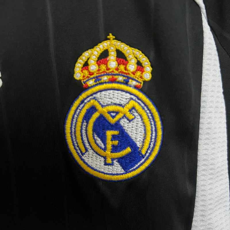 T-shirt et Short Enfant Retro Real Madrid Away 06/07