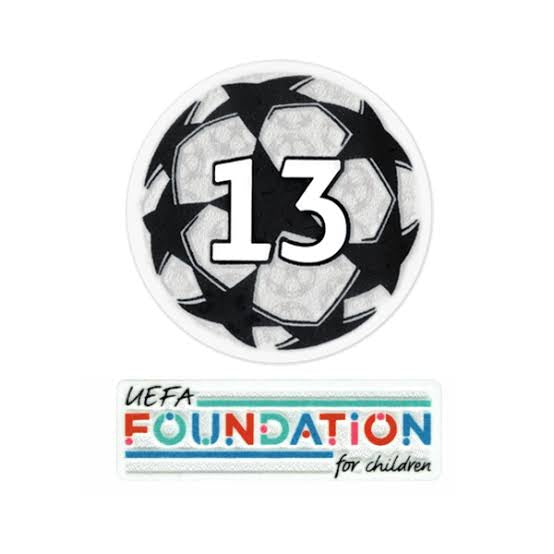 21-22 UCL Starball 13 fois vainqueur + ensemble d'écussons de la Fondation UEFA (femmes) 21-22 UCL Starball 13 fois vainqueur + ensemble d'écussons de la Fondation UEFA (Real Madrid)